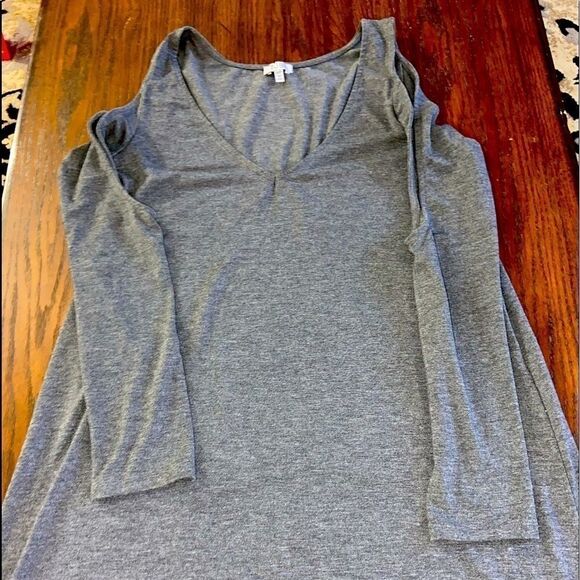 Woman’s open shoulder sleeve midi t shirt dress - Picture 1 of 4